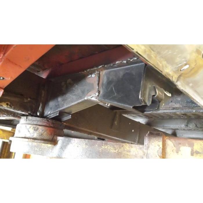 Rear jacking point right (The color and/or treatment of the sheet metal part may differ from the picture)