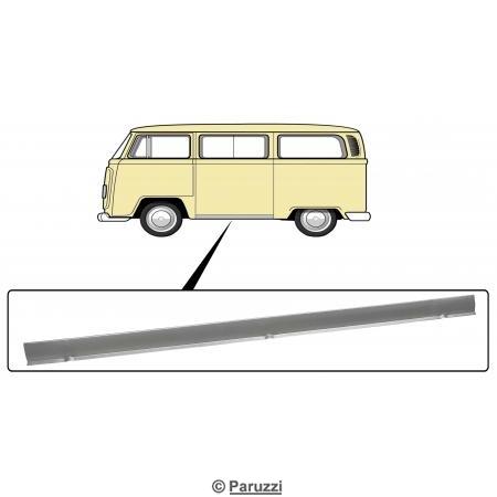 Outer sill for the side without sliding door A-quality