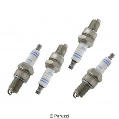 Bougies Bosch W7DC pour moteur standard, lot de 4 pices
