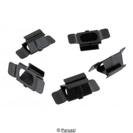 Headlight grille clips (5 pieces)